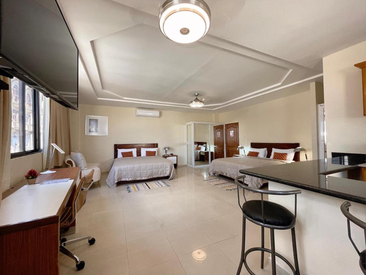 Hotel Libertad At Historic Main Street Santo Domingo Esterno foto