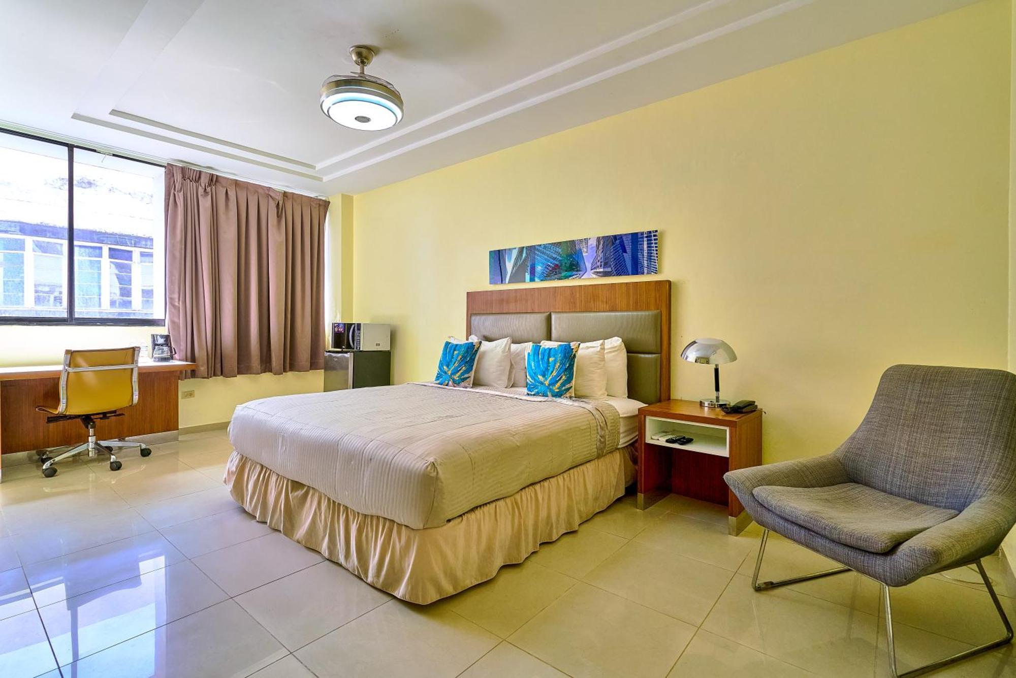 Hotel Libertad At Historic Main Street Santo Domingo Esterno foto