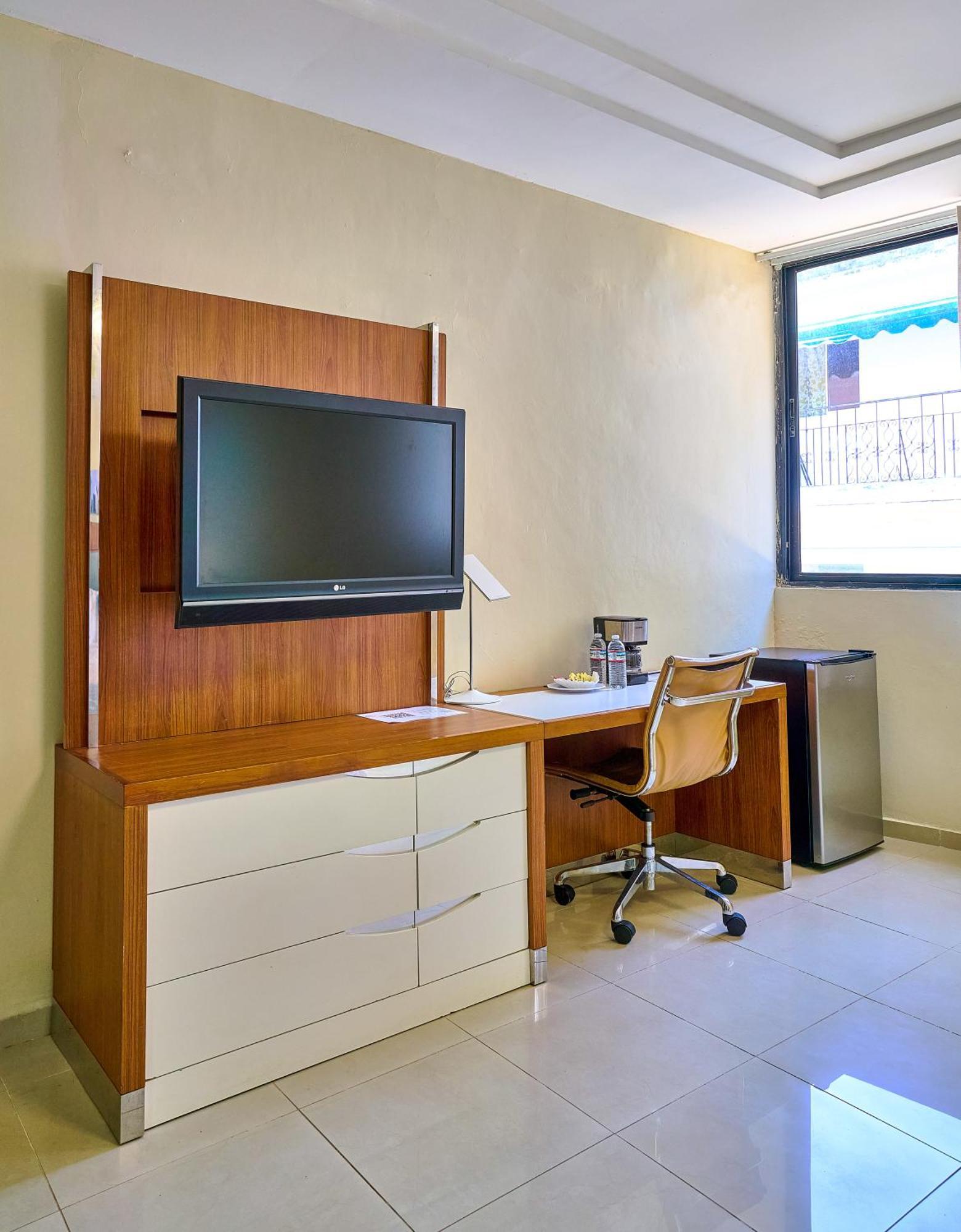 Hotel Libertad At Historic Main Street Santo Domingo Esterno foto